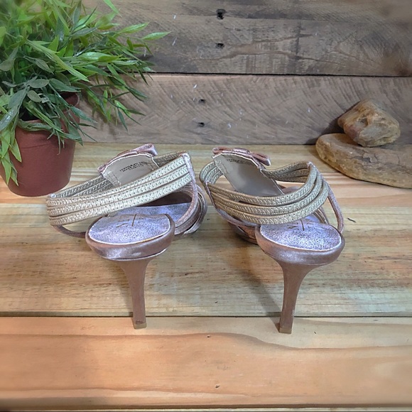 New York Transit champagne colored strappy heel - Picture 2 of 5